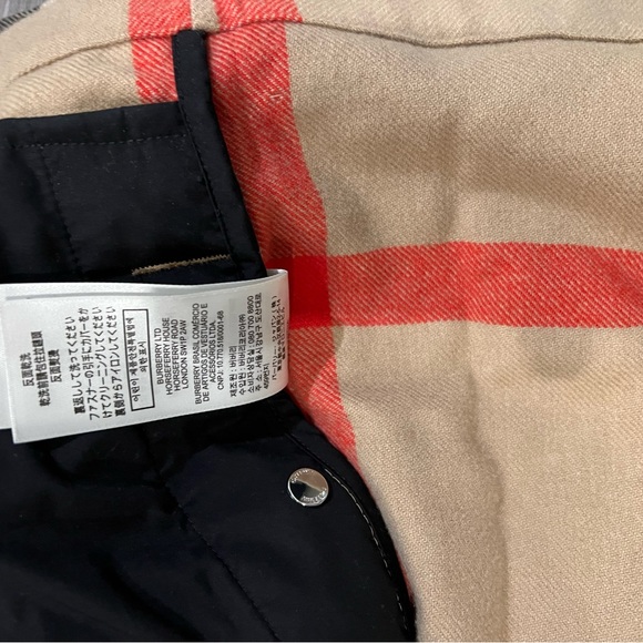 Burberry Jacket - Picture 4 of 10